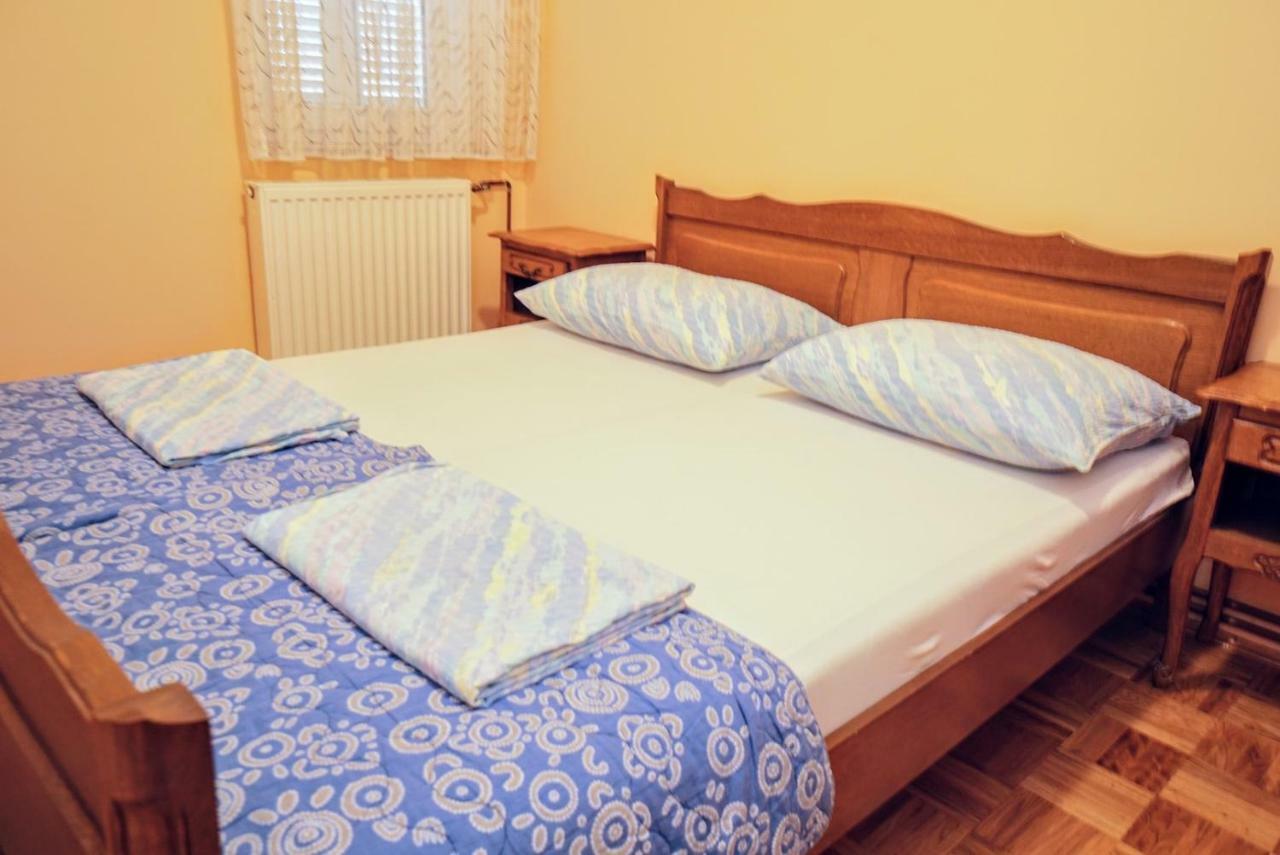 Apartments Branka ซัมบราทิยา ภายนอก รูปภาพ