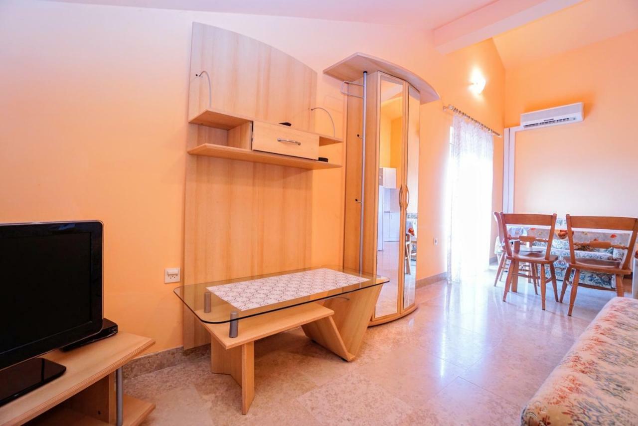 Apartments Branka ซัมบราทิยา ภายนอก รูปภาพ